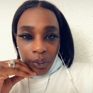 Meet your Posher, Joy